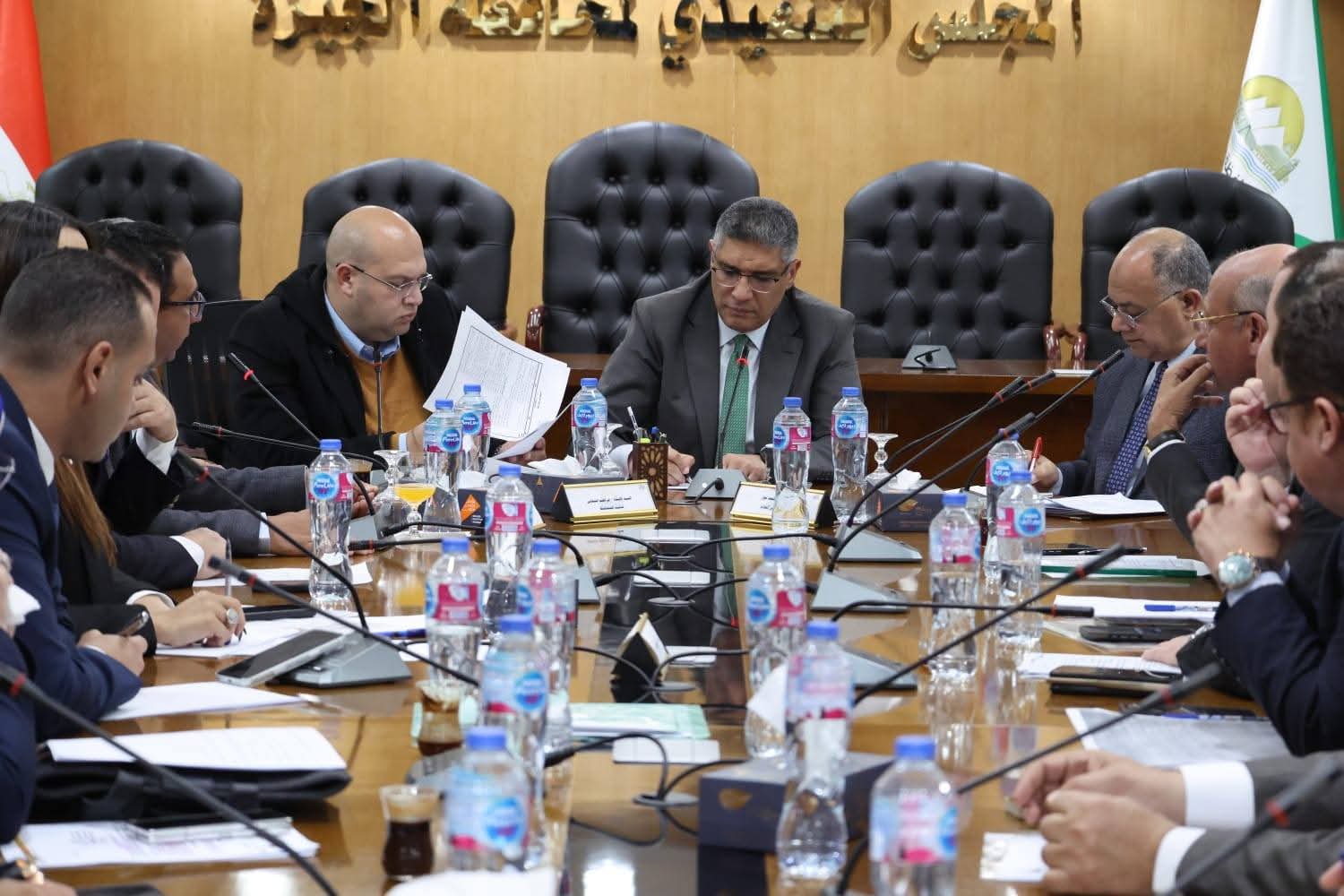 محافظ الجيزة يلتقي أعضاء مجلسي النواب والشيوخ عن دوائر أبو النمرس والبدرشين والحوامدية والعياط والصف وأطفيح لمناقشة خطط العمل 