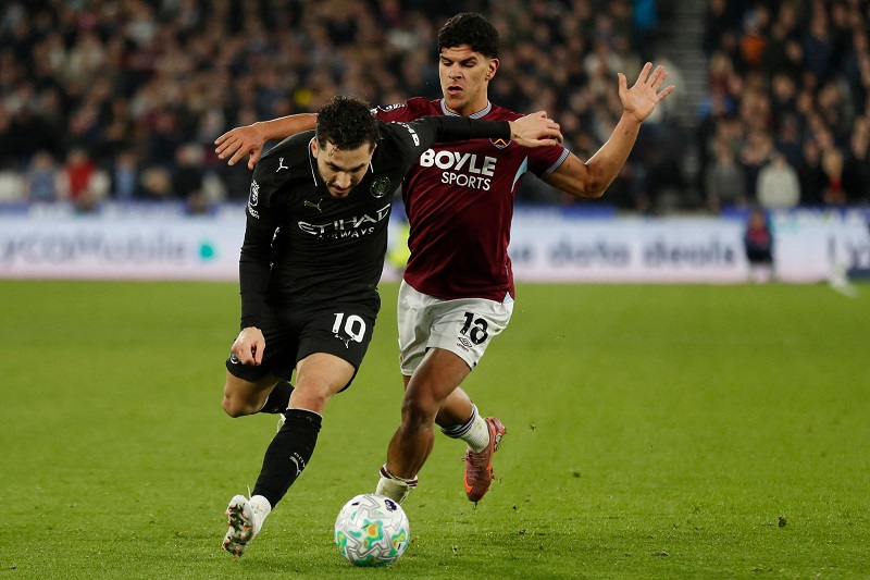 مانشستر سيتي يتعثر أمام وست هام ويبتعد عن أرسنال المتصدر بـ9 نقاط