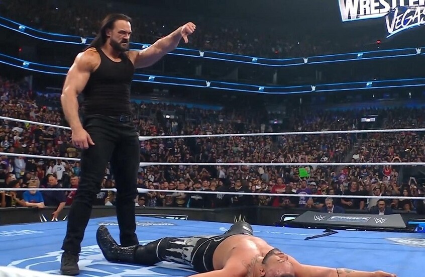 ماكنتاير يعود ويثأر من فاتو بعد انسحابه من WWE