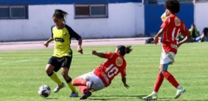الطيران ينسحب أمام الأهلى بعد الهزيمة 10-0 بدورى الكرة النسائية