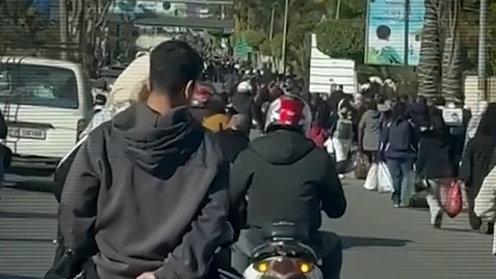 الضاحية تحت أوامر الإخلاء.. نزوح واسع يثقل شوارع بيروت