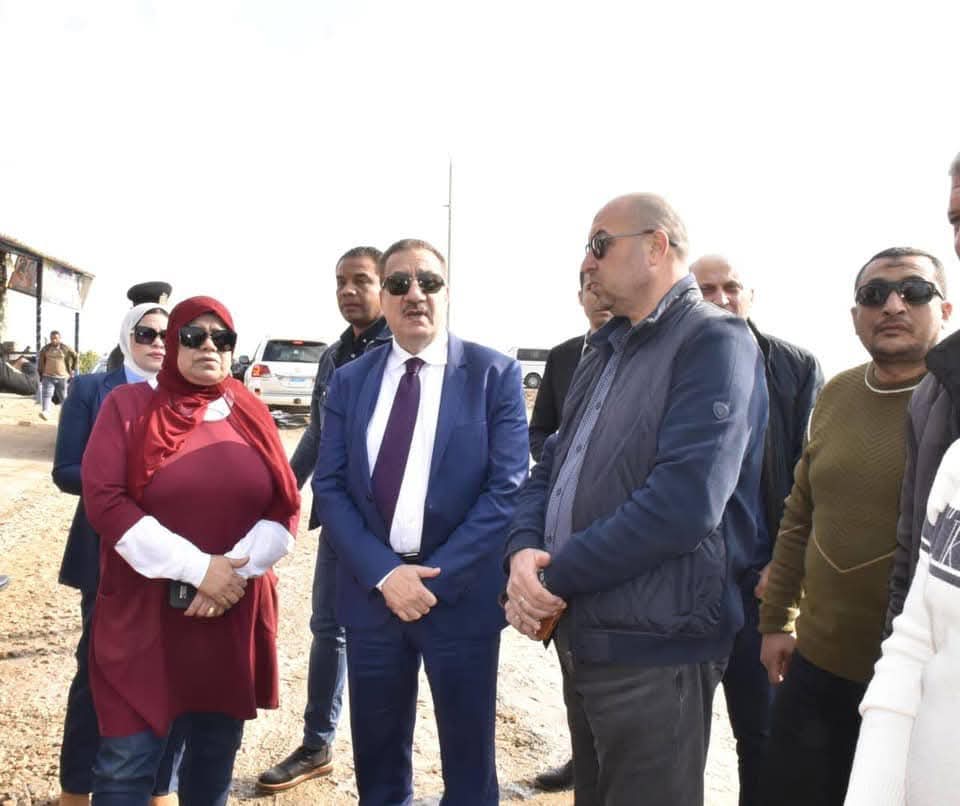 محافظ بورسعيد: متابعة مستمرة لملف تقنين أوضاع الأراضي وتحقيق الاستقرار للمواطنين