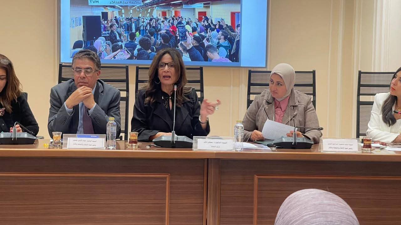 وزيرة الثقافة تستعرض أمام لجنة الإعلام والثقافة والآثار بمجلس النواب خطة تطوير العمل الثقافي ورؤيتها المستقبلية لقطاعات الوزارة