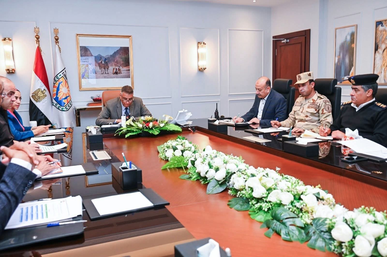 محافظ جنوب سيناء يعقد اجتماعا تنسيقيا للإعداد لاحتفال المحافظة بعيدها القومى ال37