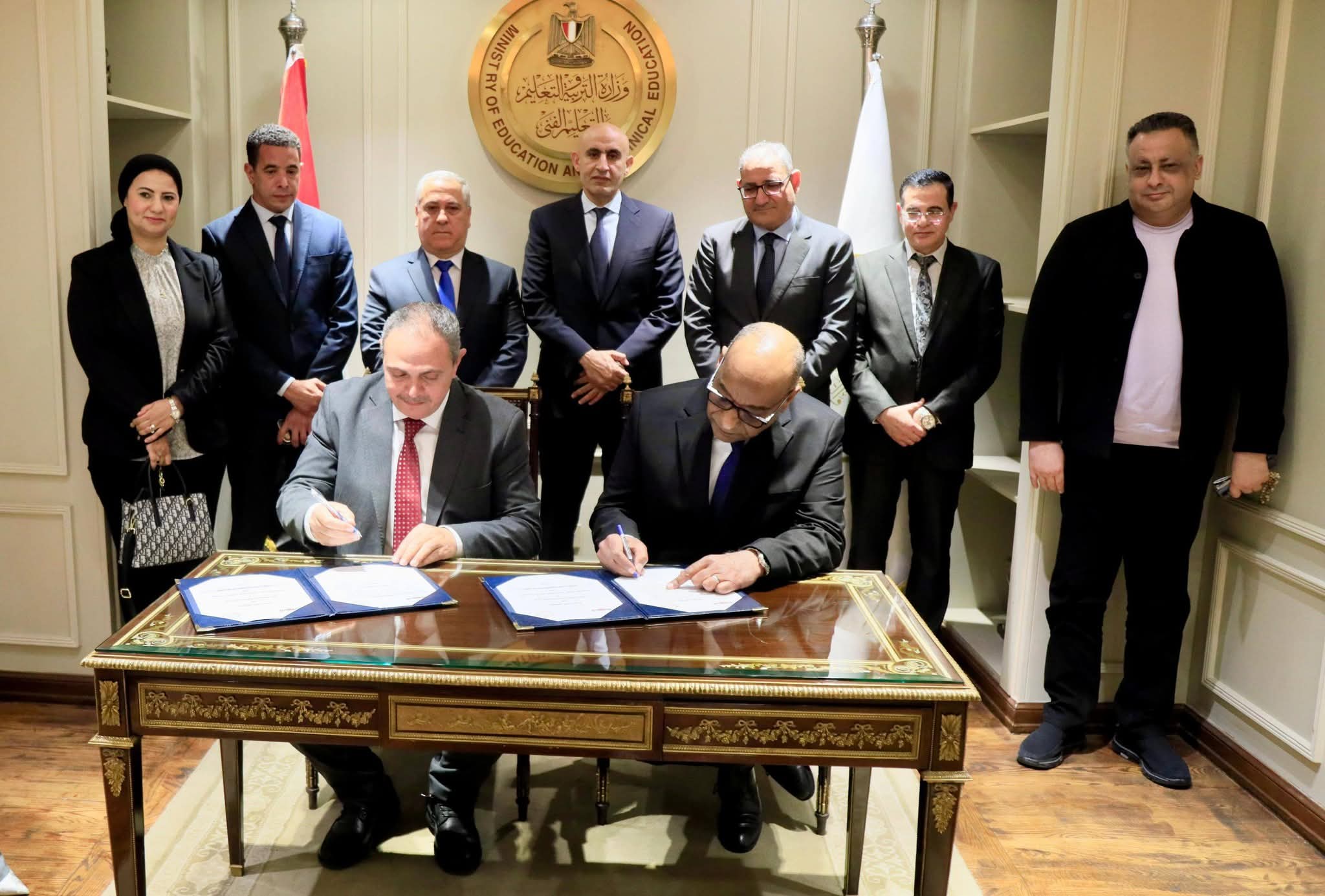 وزير التربية والتعليم ورئيس الهيئة الوطنية للصحافة يشهدان توقيع بروتوكول تعاون مع "دار التحرير للطبع والنشر" لتطوير الخدمات التعليمية وتعزيز التحول الرقمي