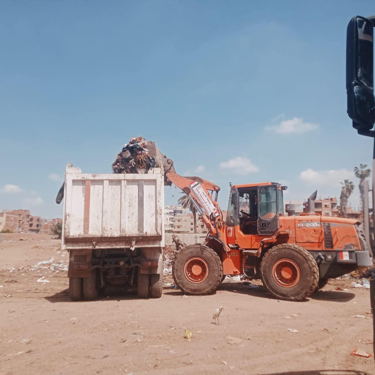 محافظ الغربية: حملات نظافة وتجميل مكبرة خلال عيد الفطر بطريق طنطا–المحلة ورفع 100 طن مخلفات بشوبر ومحلة منوف