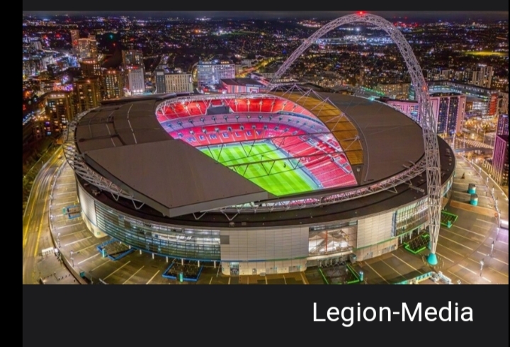 مشجع يواجه عقوبة قاسية بعد تسلله إلى ملعب ويمبلي خلسة