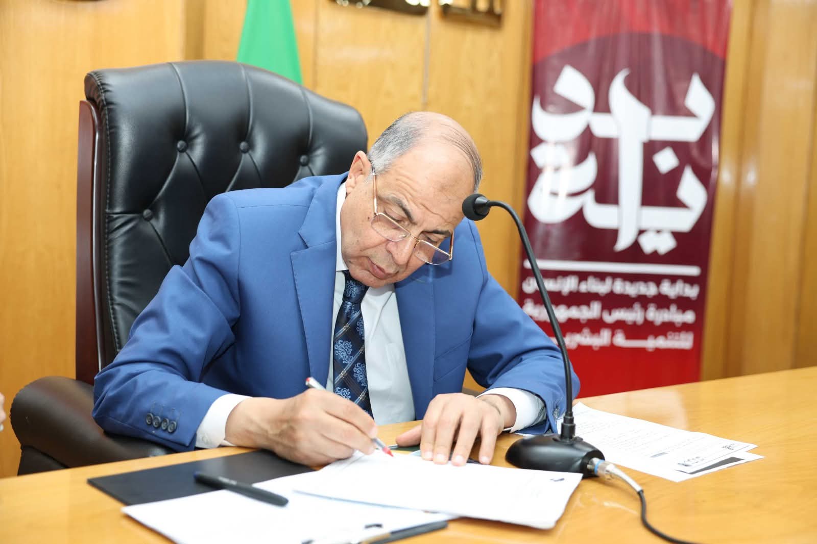 تنفيذًا لتوجيهات محافظ المنيا.. نائب المحافظ يباشر أعمال لجنة الرقابة الميدانية وتنفيذ 14 حملة تفتيشية مفاجئة لرصد المخالفات بالقطاعات الخدمية