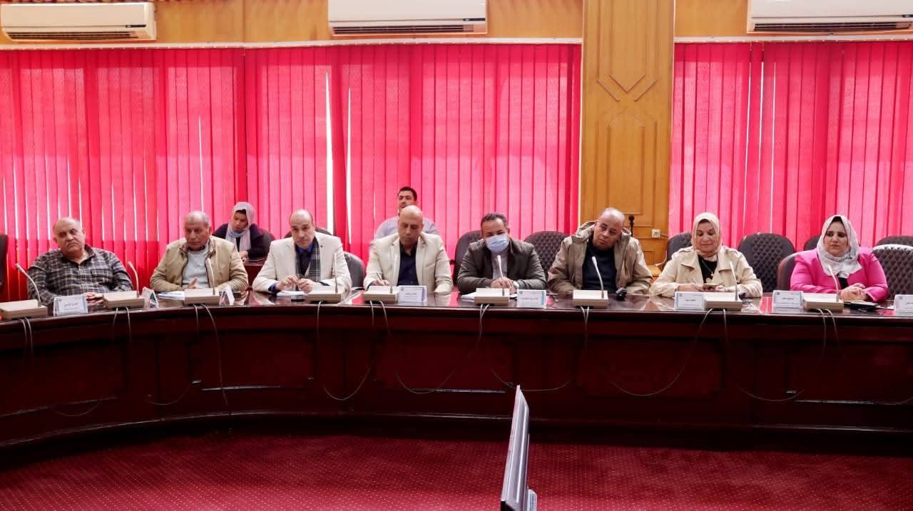 نائب محافظ الإسماعيلية يناقش الاستعداد لمهرجان الربيع وأعياد شم النسيم 