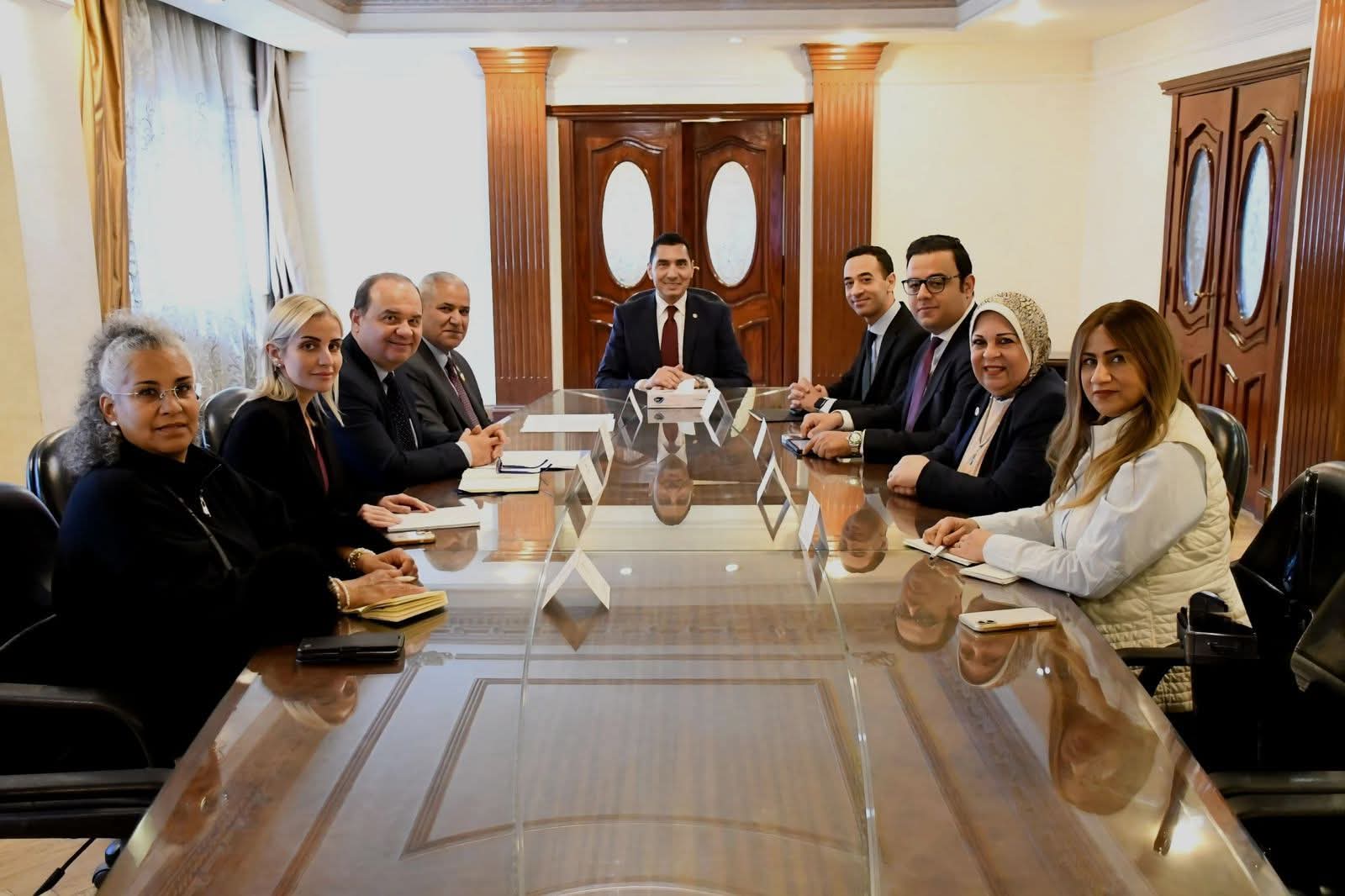 وزير الشباب والرياضة يلتقي الممثل الإقليمي لمنظمة الأغذية والزراعة (الفاو)