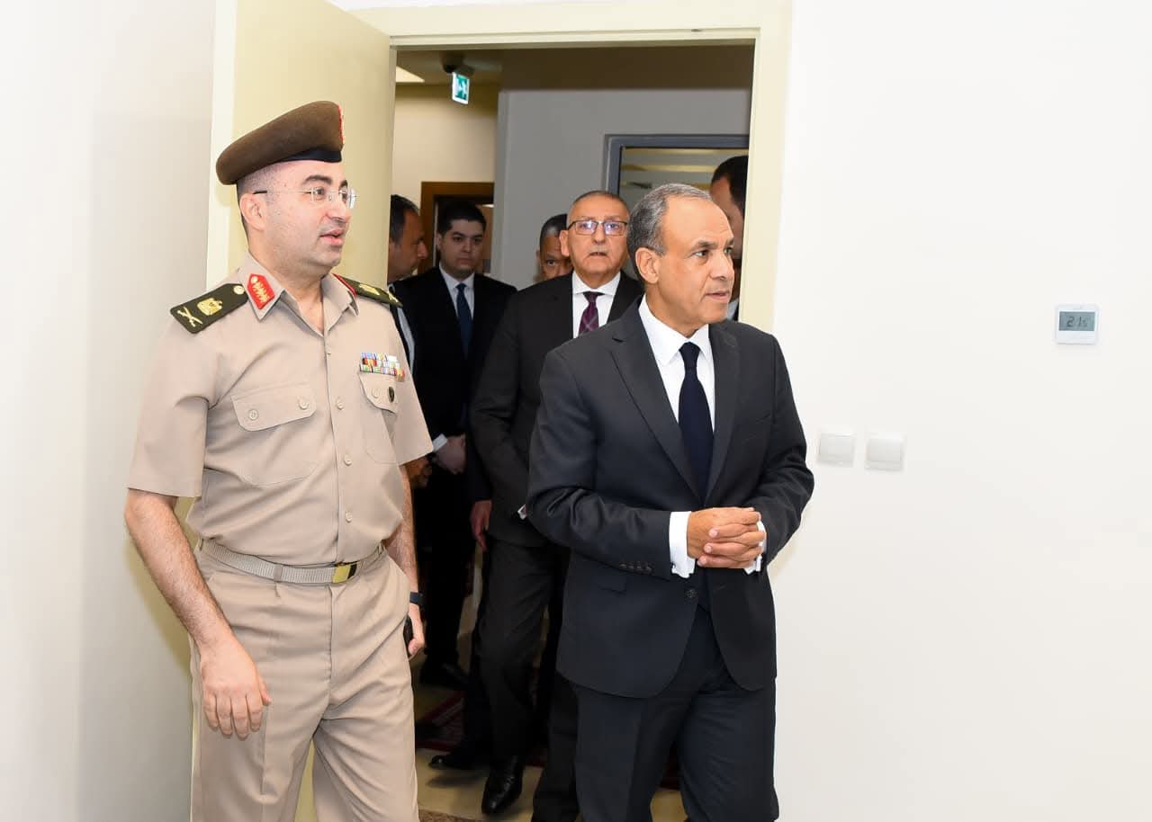 وزير الخارجية يفتتح غرفة حفظ الوثائق المؤمنة بمقر وزارة الخارجية