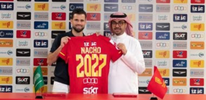 نادي القادسية السعودي يؤمن دفاعه..و ناتشو مستمر حتى 2027 