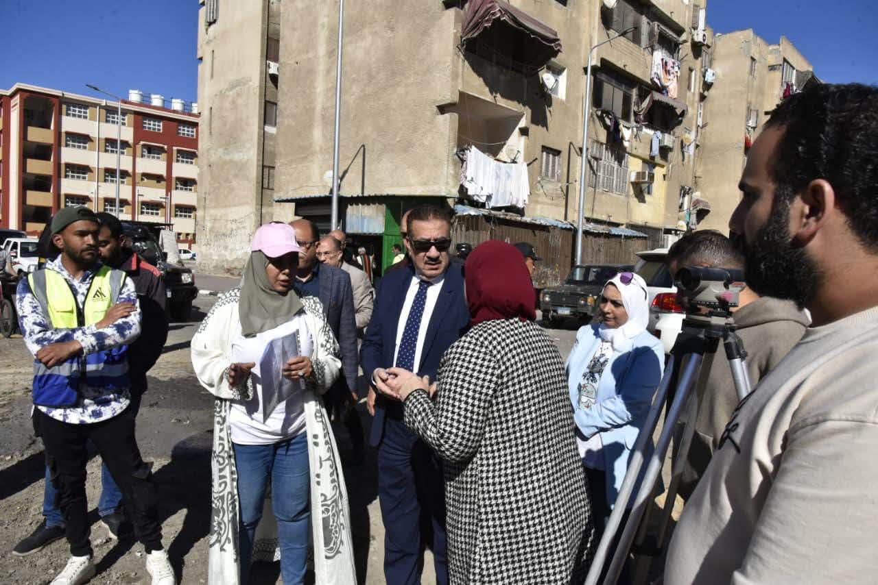 خلال جولته الميدانية بمدينة بورفؤاد… محافظ بورسعيد يتفقد بدء أعمال إنشاء "مجمع تسوق حضاري "بمنطقة العبور