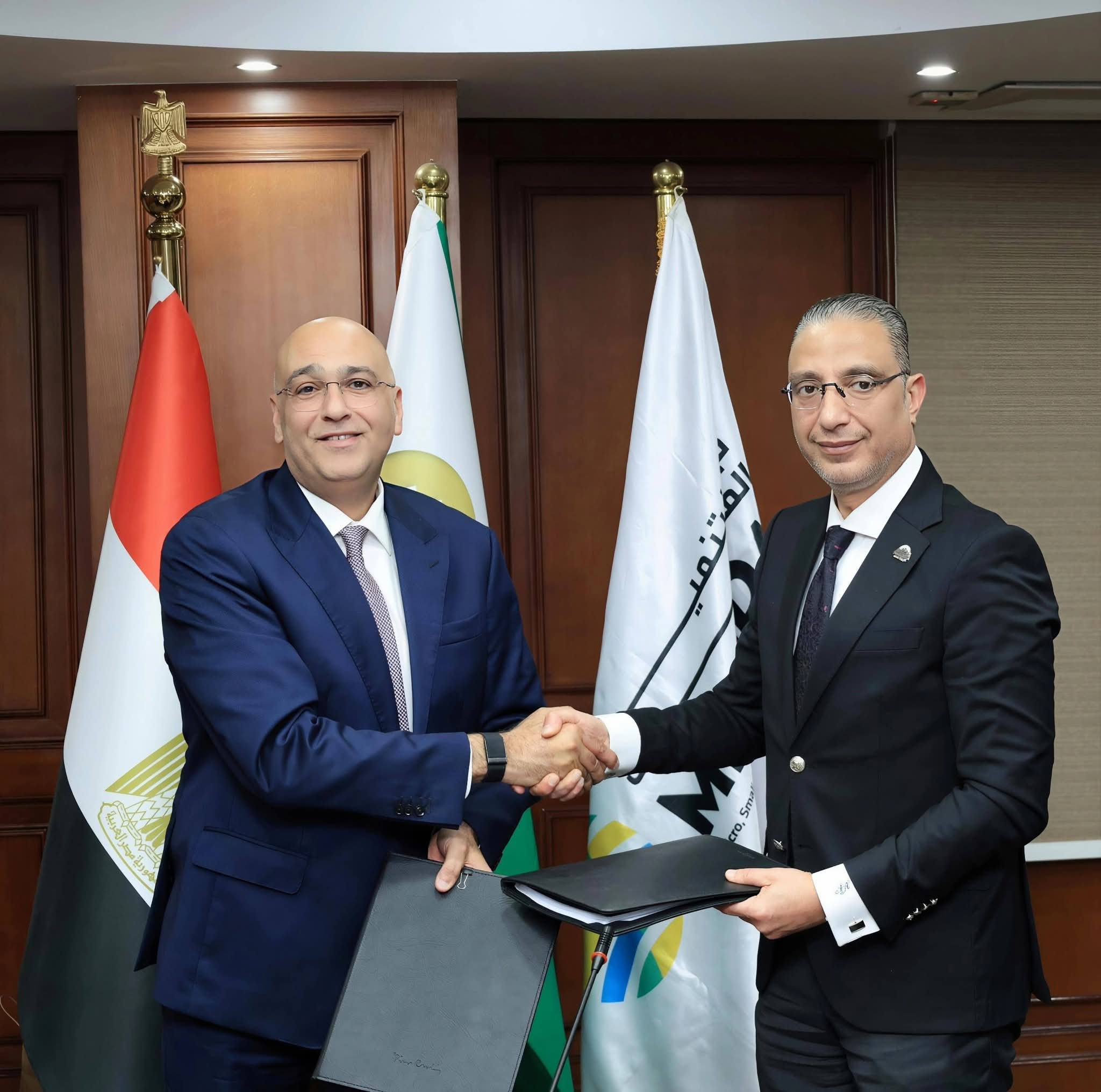 محافظة الجيزة توقّع بروتوكول تعاون مع جهاز تنمية المشروعات لتطوير منطقة ميت عقبة ( 5) بحي العجوزة 