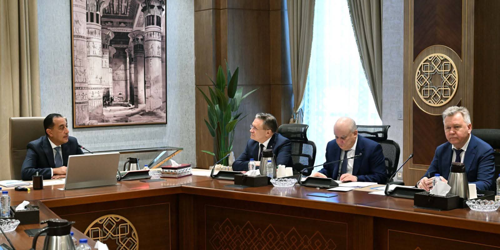 رئيس الوزراء يلتقي المدير العام لـ"روسآتوم" لبحث مستجدات مشروع الضبعة النووية وآفاق التعاون المشترك