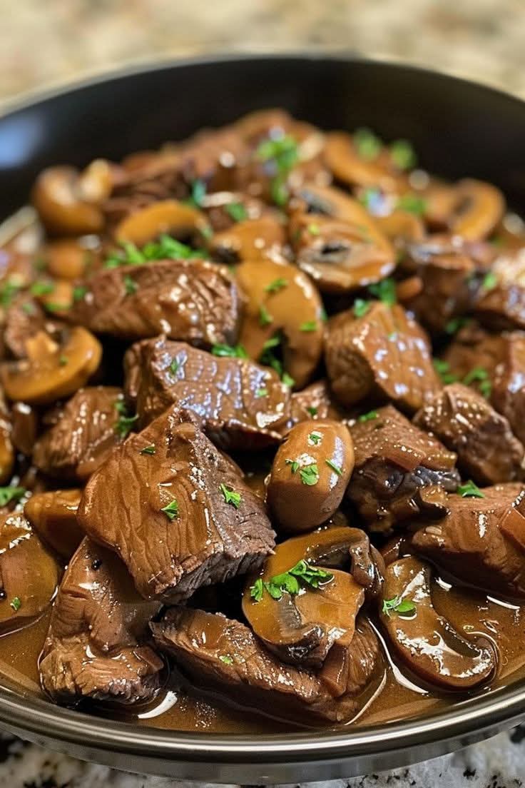 مطبخ الكنانة طبق اللحم و الفطر