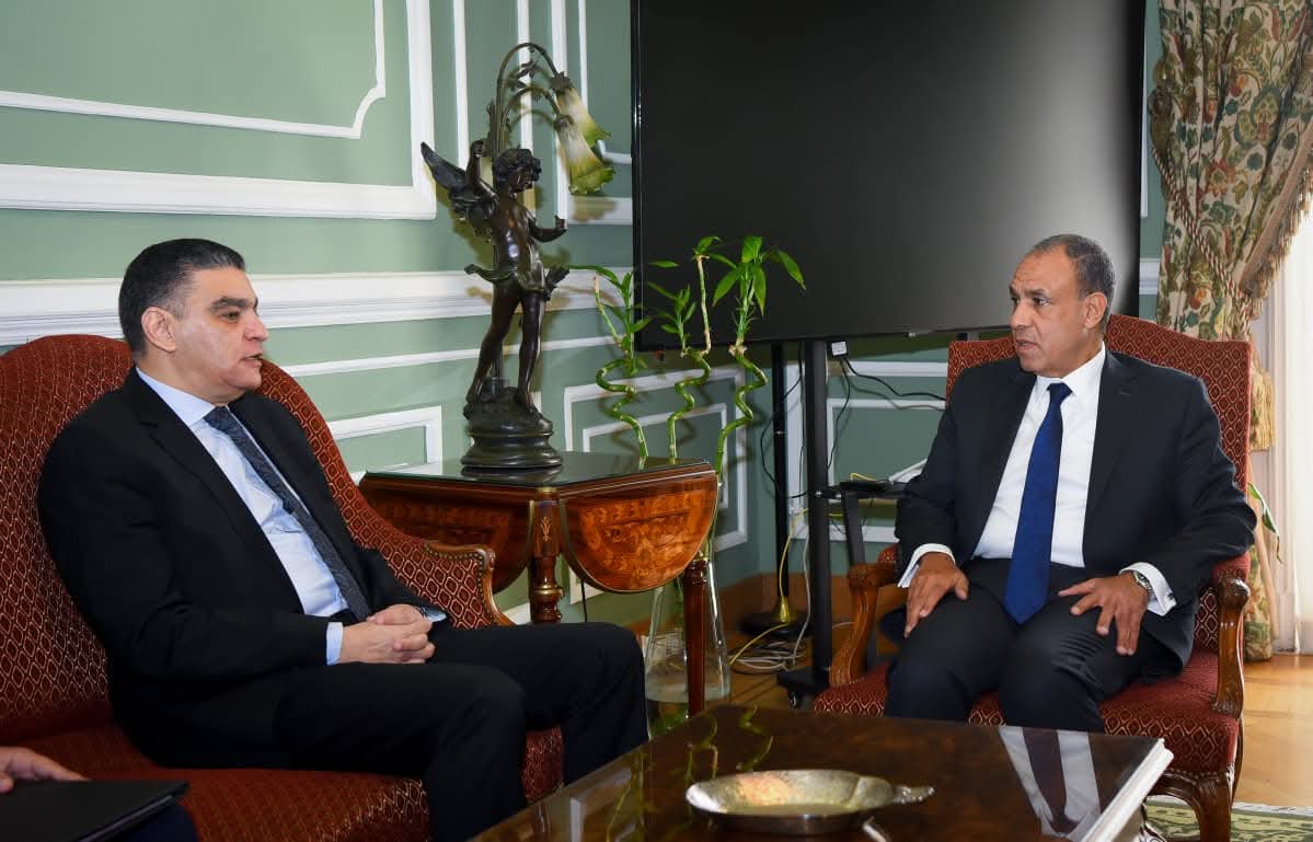 وزير الخارجية يستقبل رئيس هيئة الشراء الموحد لبحث تعزيز التعاون في مجال الأمن الصحي ودعم نفاذ الدواء المصري إلى الأسواق الأفريقية