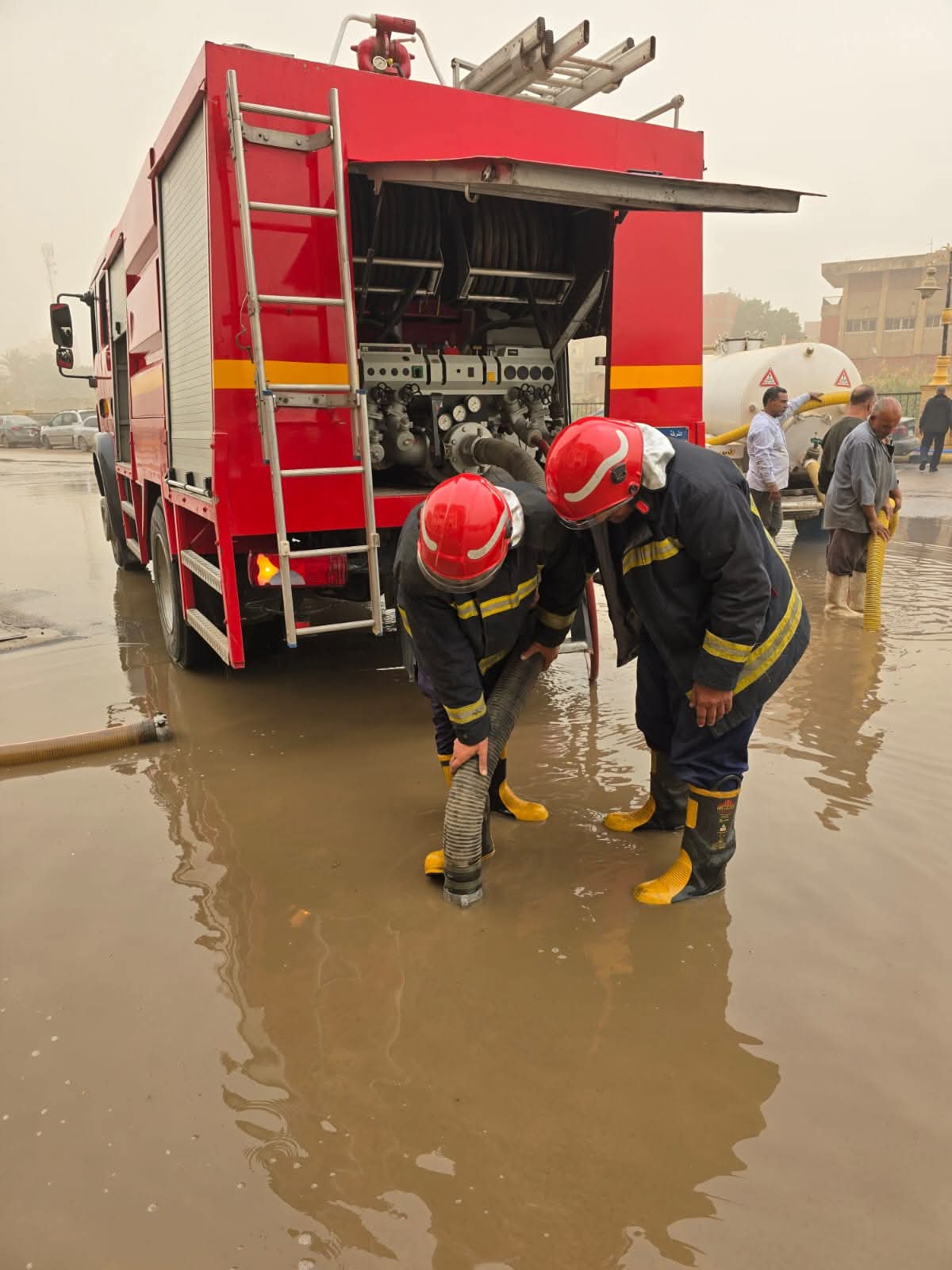 جهود مكثفة للحماية المدنية ببني سويف ضمن خطة المحافظة لمجابهة تداعيات موجة تقلبات الطقس