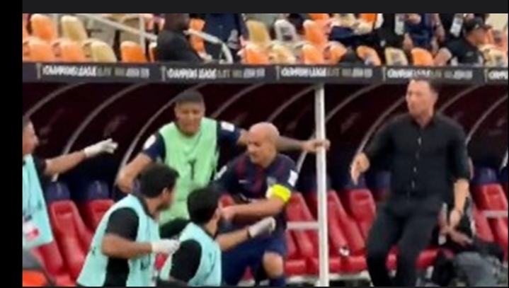 تصرف "غير أخلاقي" لقائد فريق جوهور دار التعظيم الماليزي تجاه مسعف سعودي