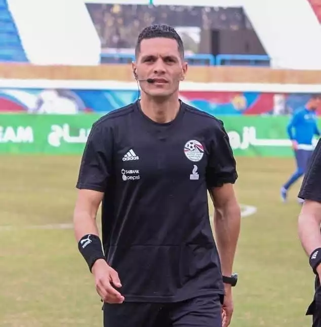 أوسكار رويز: محمود وفا لن يدير مباريات الأهلى هذا الموسم وعقدى ينتهى فى مايو