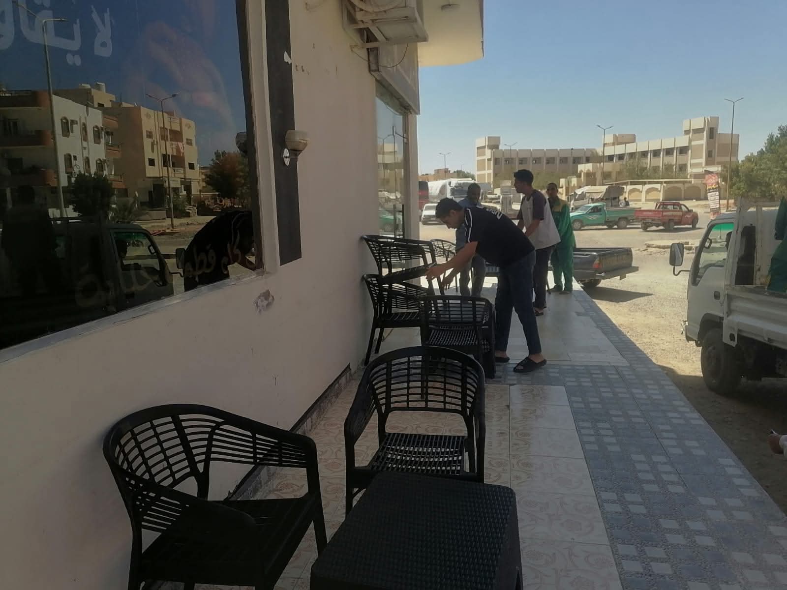 حملة لرفع الاشغالات و المخالفات بمدينة مرسى علم