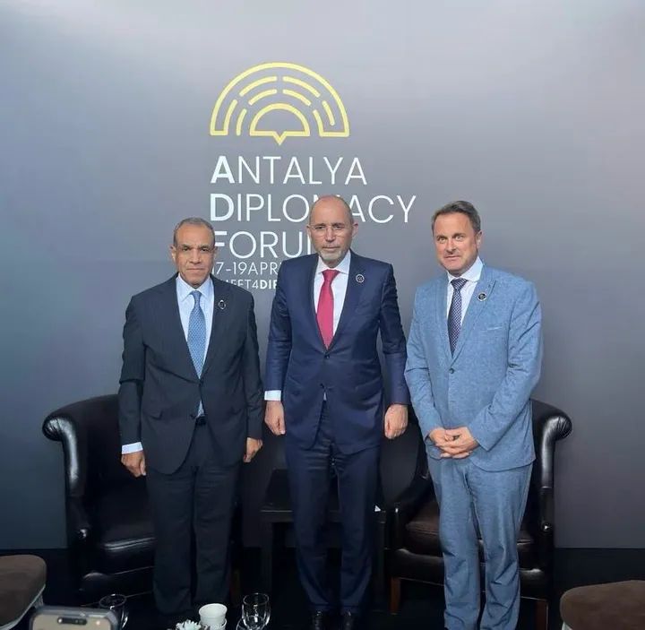 وزير الخارجية يلتقي مع وزيرى خارجية الأردن ولوكسمبورج على هامش منتدى أنطاليا الدبلوماسي