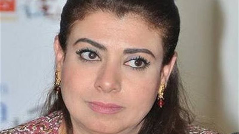 نشوي مصطفي توجة رسالة للفتيات عقب انتحار بلوجر الاسكندريه فجرا بالقاء نفسها من الدور الثالث عشر