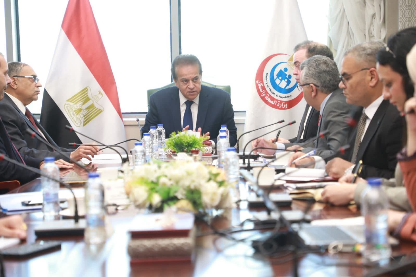 وزير الصحة يتابع مستجدات المشروعات الإنشائية مع رئيس شركة وادي النيل