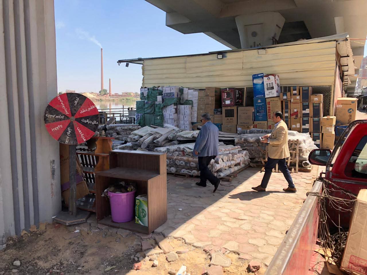 محافظ الدقهلية في جولة ميدانية مكثفة بشوارع غرب المنصورة لمتابعة أعمال النظافة وإزالة الإشغالات وضبط الأسواق وإعادة الشيء لأصله