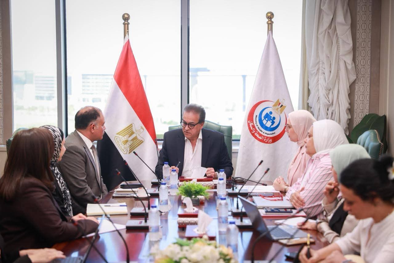 وزير الصحة يبحث تعزيز التعاون مع مركز السياسات الاقتصادية بالمعهد القومي للتخطيط
