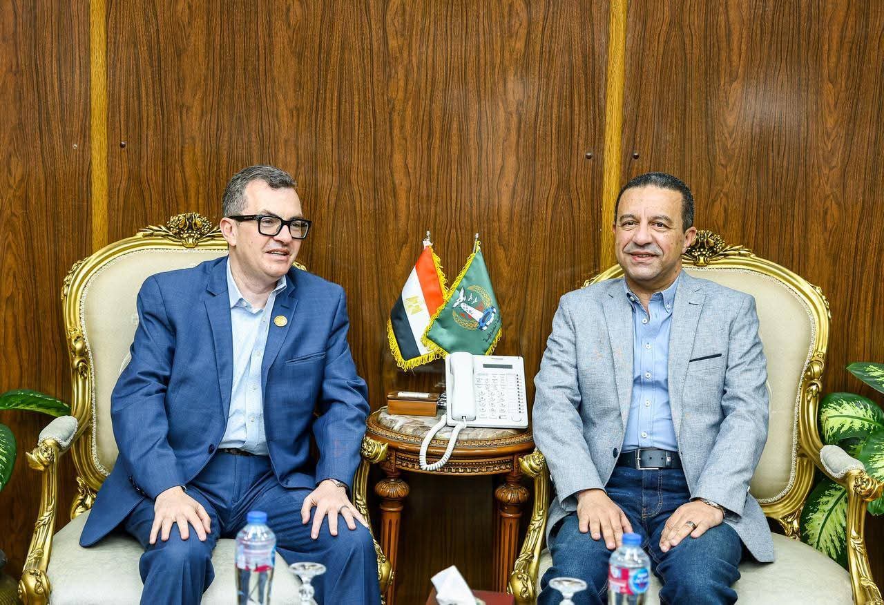 وزير التخطيط يوجه بصرف ٢٥ جهاز كمبيوتر للمراكز التكنولوجية بمحافظة المنوفية 
