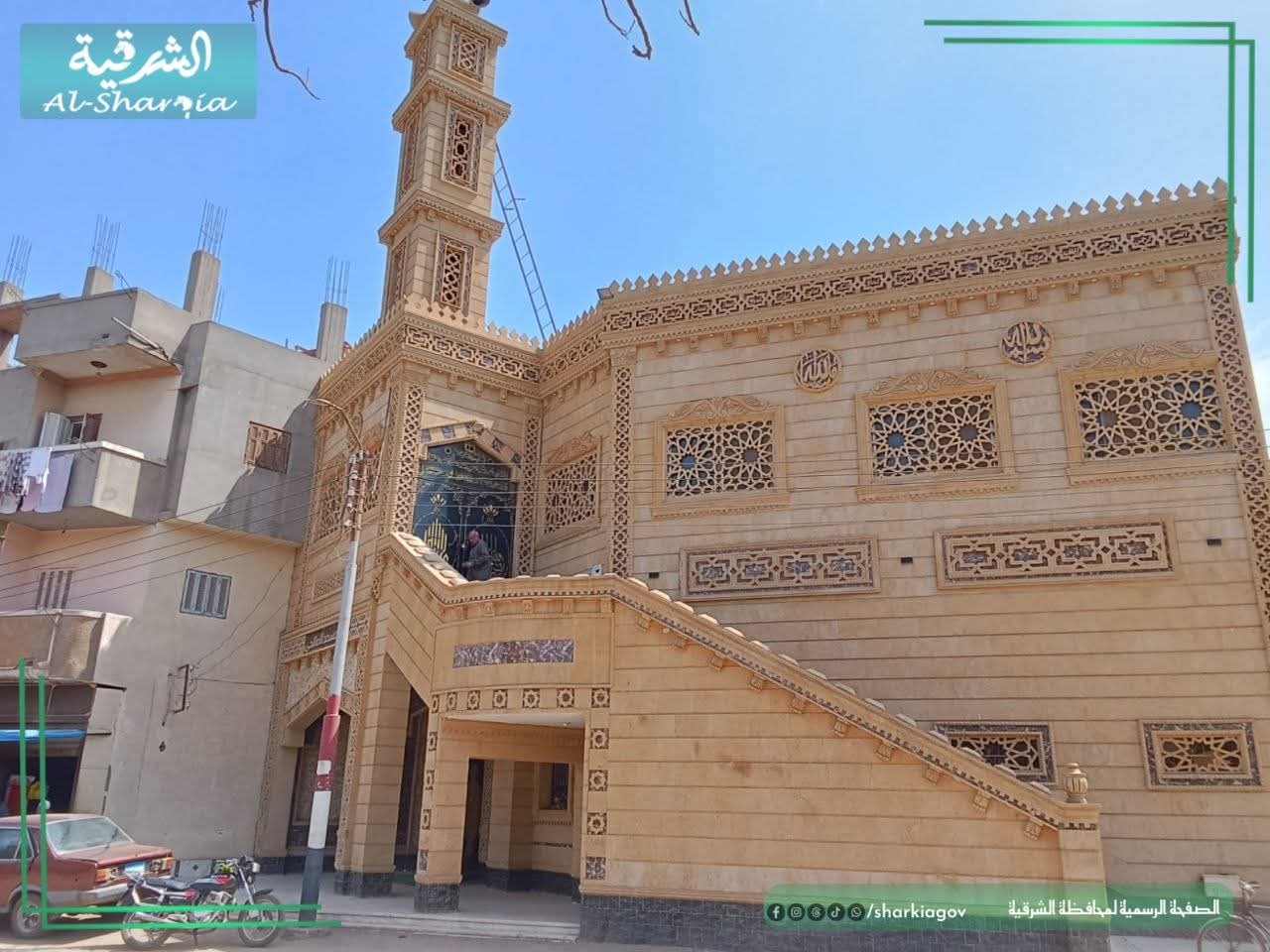 إفتتاح ٣ مساجد بقرى المحمدية بالعزيزية بمركز منيا القمح  الصالحى بمدينة القنايات  والزنكلون بمركز الزقازيق  بتكلفة تقديرية بلغت ٨ مليون و ٧٠٠ ألف جنيهاً 