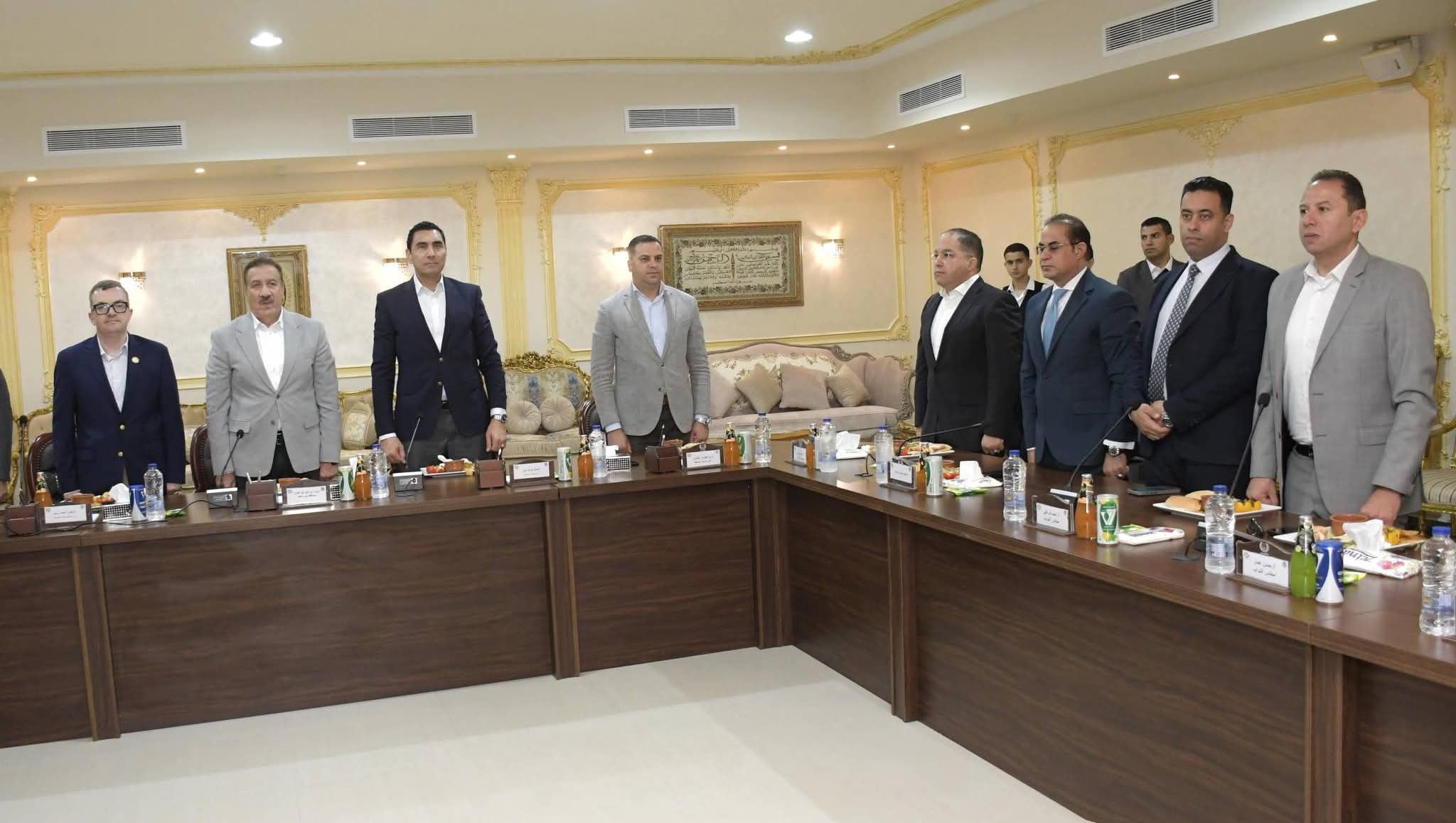 وزيرا التخطيط والشباب والرياضة ومحافظ بورسعيد يتابعون مستجدات مشروع استاد النادي المصري الجديد خلال اجتماع موسع بالديوان العام 