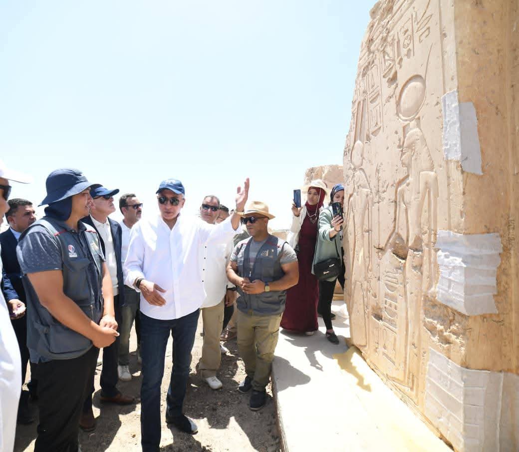 ⁠وزير السياحة والآثار يتفقد أعمال ترميم الصرح الأول لمعبد الرامسيوم