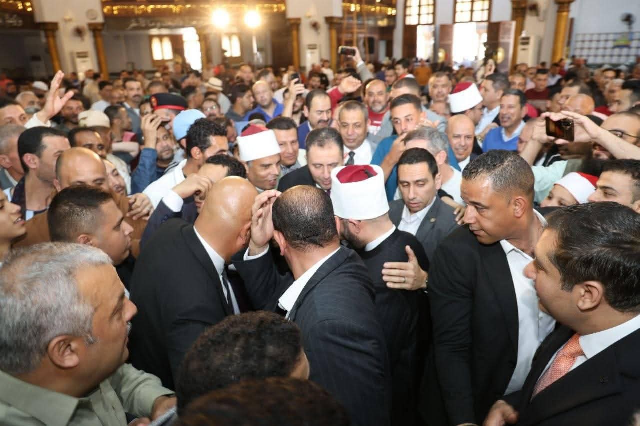 وزير الأوقاف ومحافظ دمياط يشاركان أبناء المحافظة احتفالات العيد القومي الـ776
