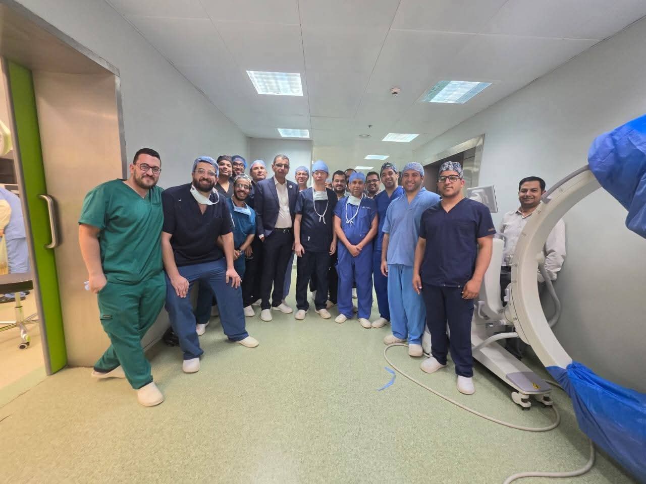 جامعة أسيوط تستضيف جراحًا عالميًا في ورشة متخصصة للجراحات الميكروسكوبية فائقة الدقة