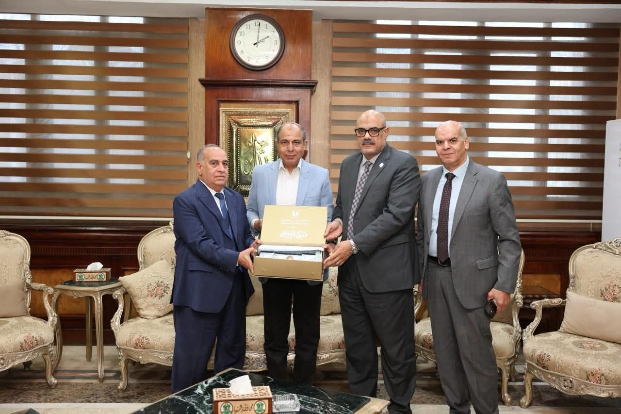 محافظ المنيا يبحث مع البنك الزراعي سبل التعاون في تنفيذ مبادرات خدمية ويؤكد أهمية الشراكة لدعم الأسر الأولى بالرعاية