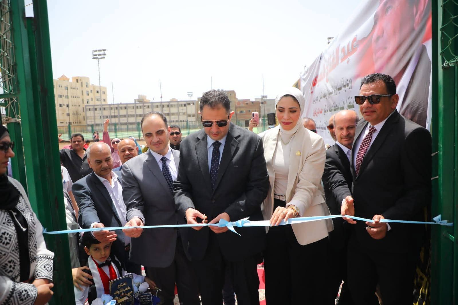 فى ختام الجولة ... محافظ دمياط يفتتح ملعب اكليرك بمركز التنمية الشبابية بمدينة ميت أبو غالب ضمن احتفالات المحافظة بعيدها القومى 