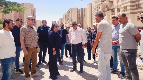 رئيس جهاز مدينة حدائق أكتوبر يتفقد منطقتي الكوثر والقرنفل لمتابعة مشروعات التنمية وتحسين الخدمات