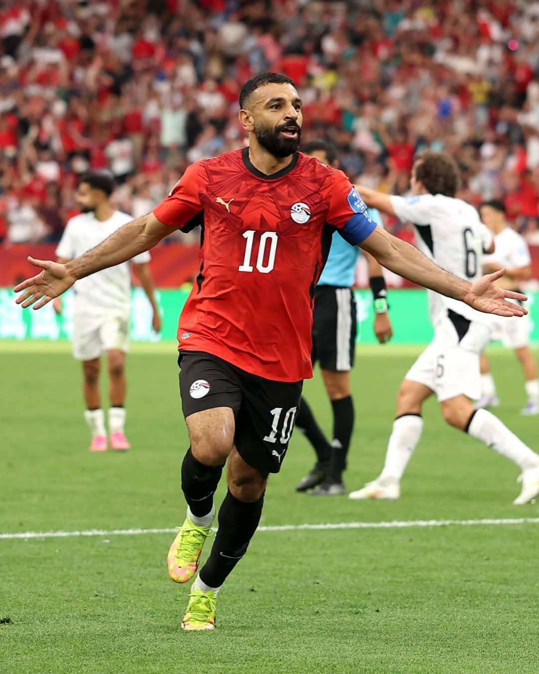 الفراعنة الصغار — نشيد المجد المصري