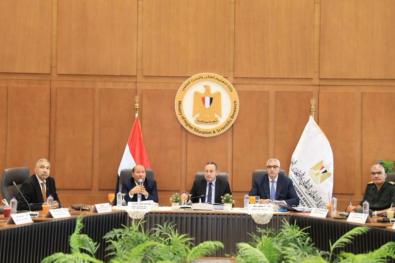 المجلس يوافق على تشكيل اللجنة العليا للتنسيق للعام الجامعي 2026 /2027