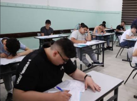 مع انطلاق التوجيهي.. طلبة غزة يواجهون الامتحانات وسط ظروف قاسية