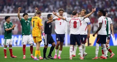 إنجلترا تهزم المكسيك بثلاثية مثيرة وتتأهل إلى ربع نهائي كأس العالم 2026