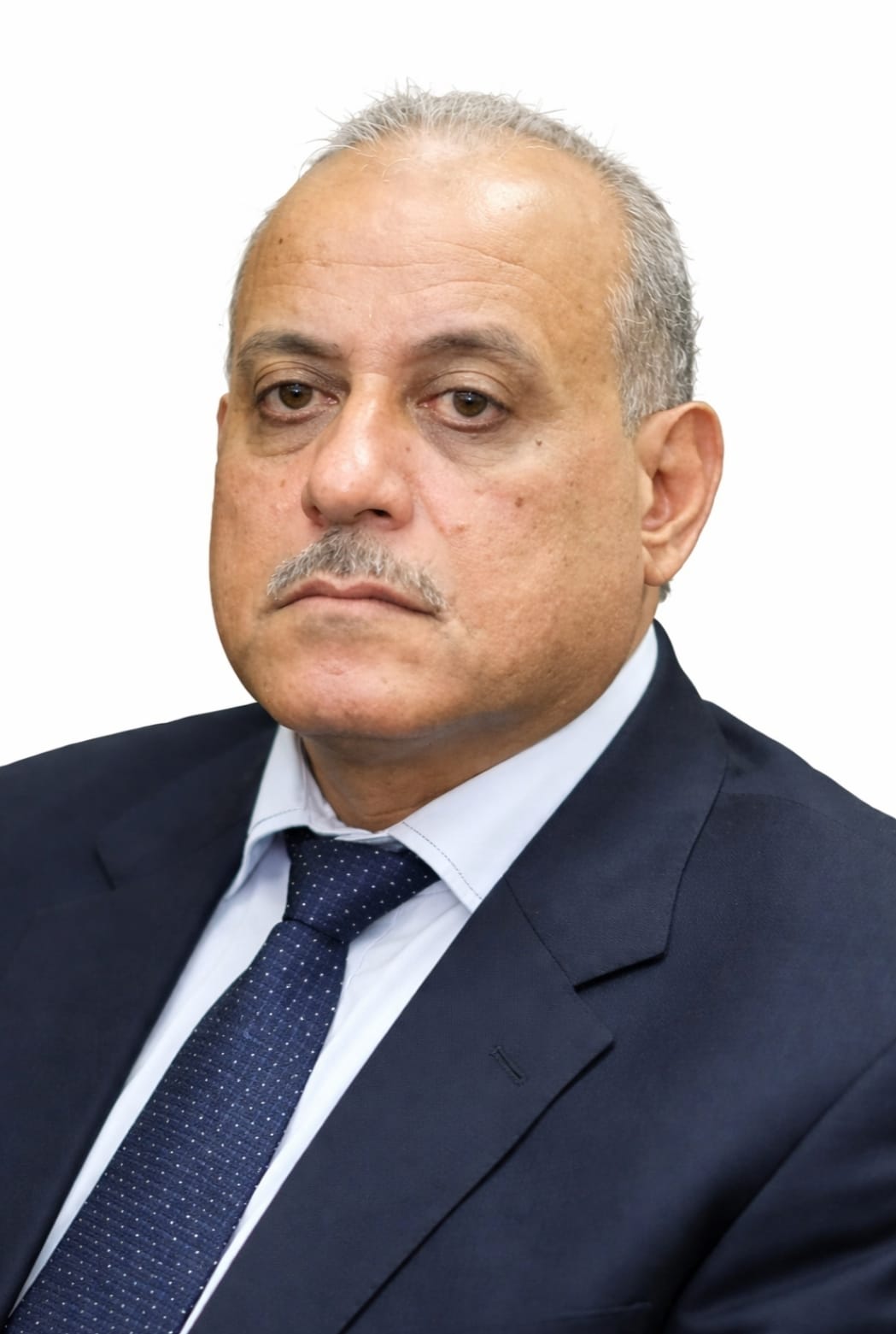 جمال محمود يثبت الاهرامات ليست فى الجيزه فقط