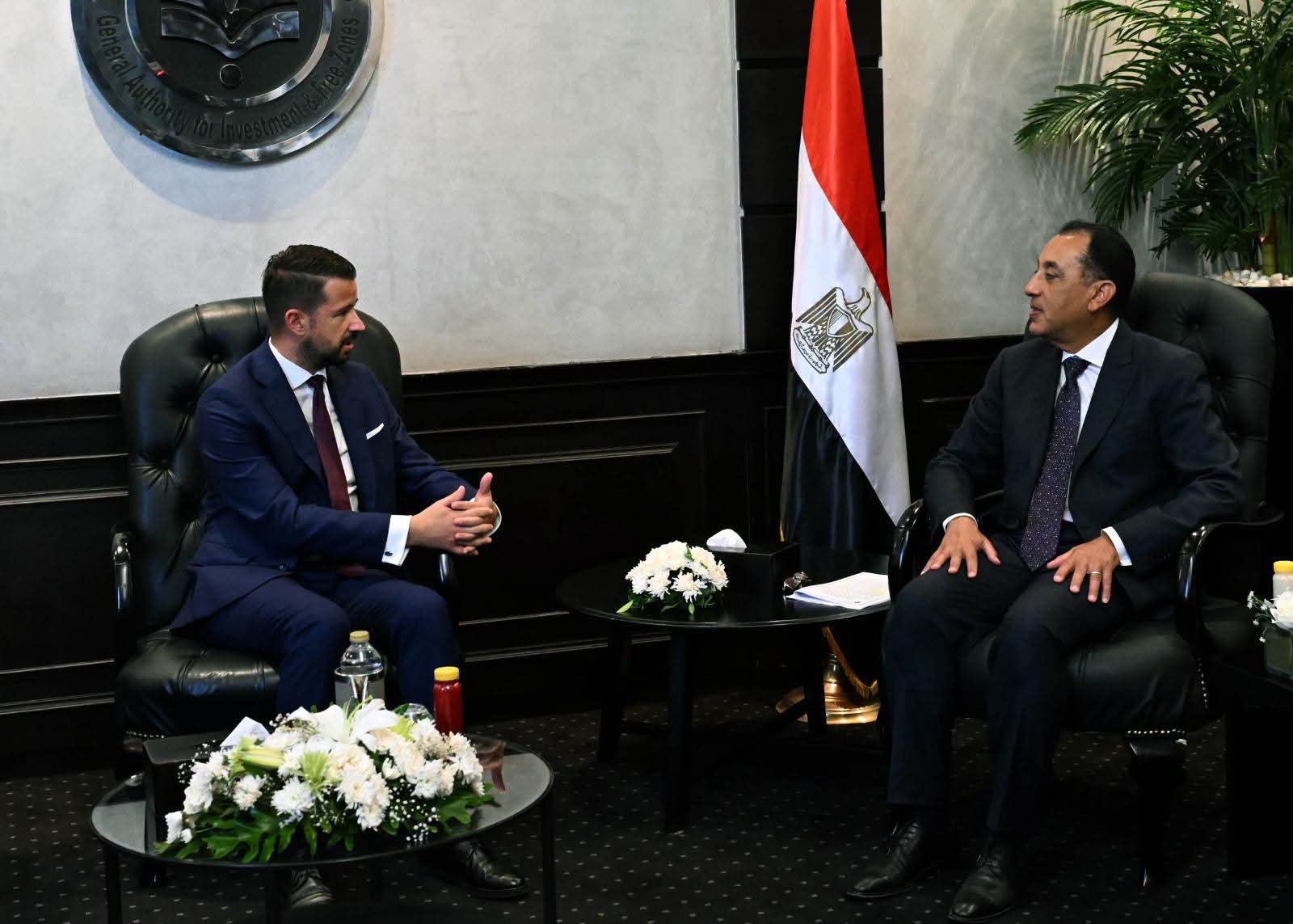 رئيس الوزراء يستقبل رئيس جمهورية الجبل الأسود لبحث سبل تعزيز العلاقات الثنائية 