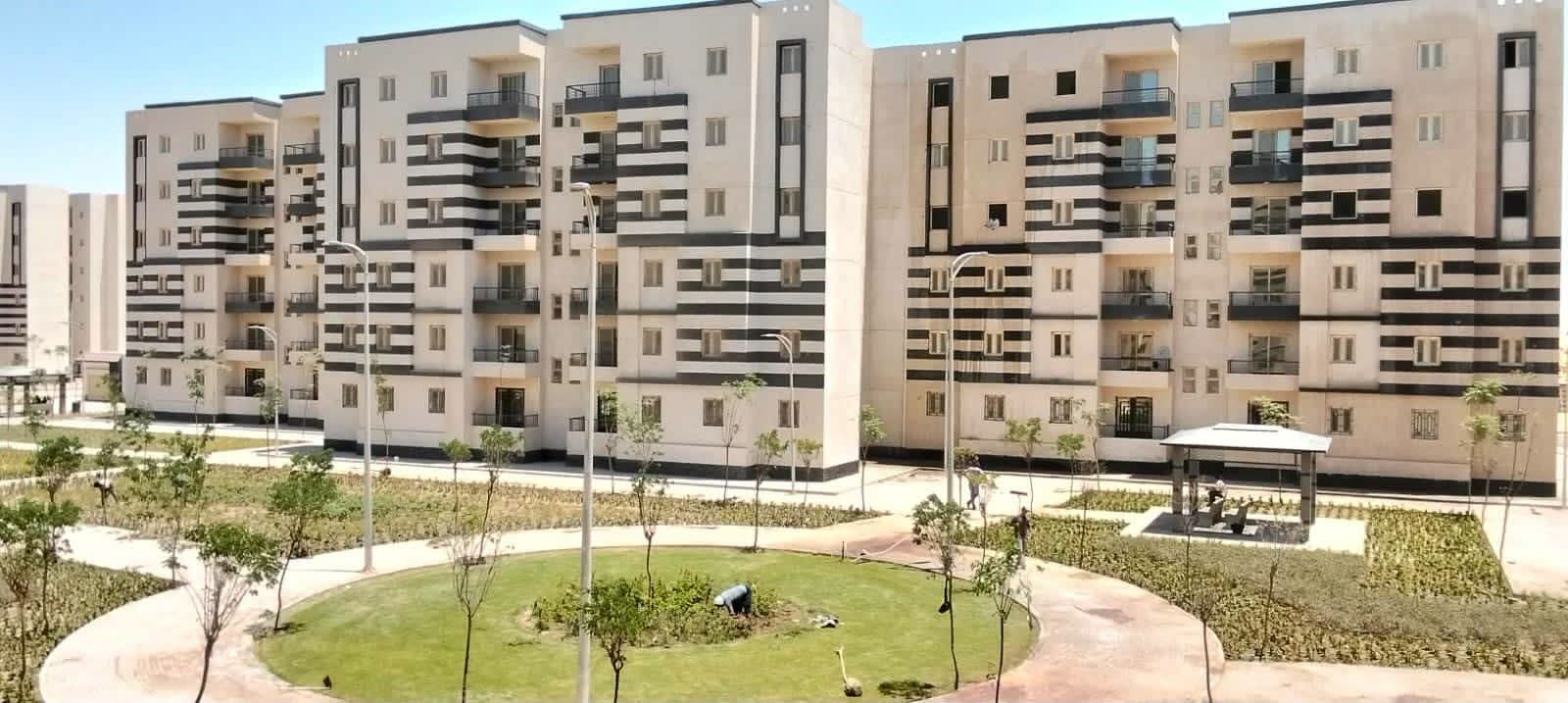 وزيرة الإسكان تتابع موقف تنفيذ عدد من المشروعات وملفات العمل بمدينة المنيا الجديدة