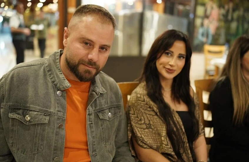 ضجة على السوشيال ميديا بعد تداول فيديو لدكتور فود وهو يعتدي على زوجته الحامل شروق
