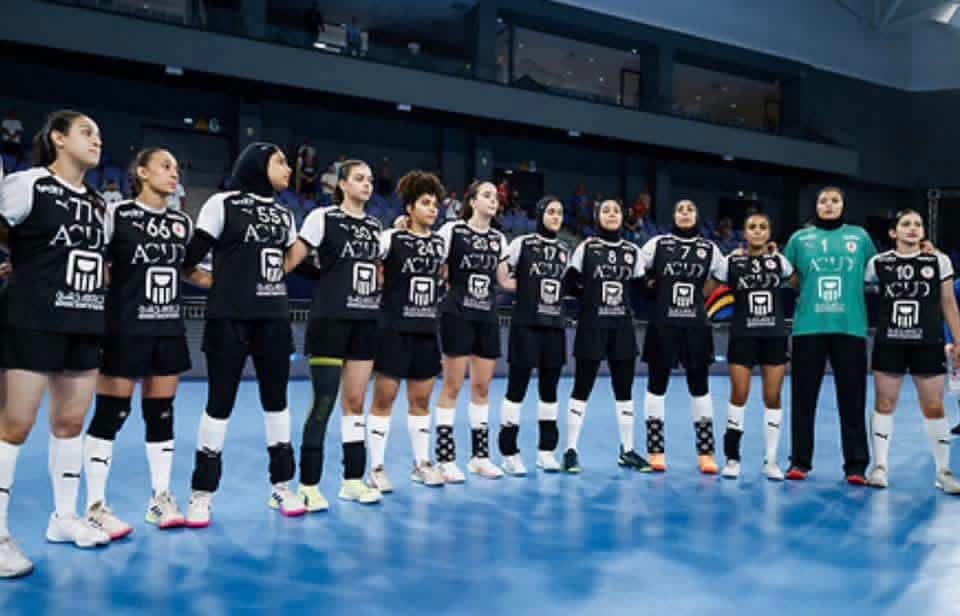 وزير الشباب والرياضة يشيد بالأداء البطولي لمنتخب ناشئات اليد في مونديال العالم