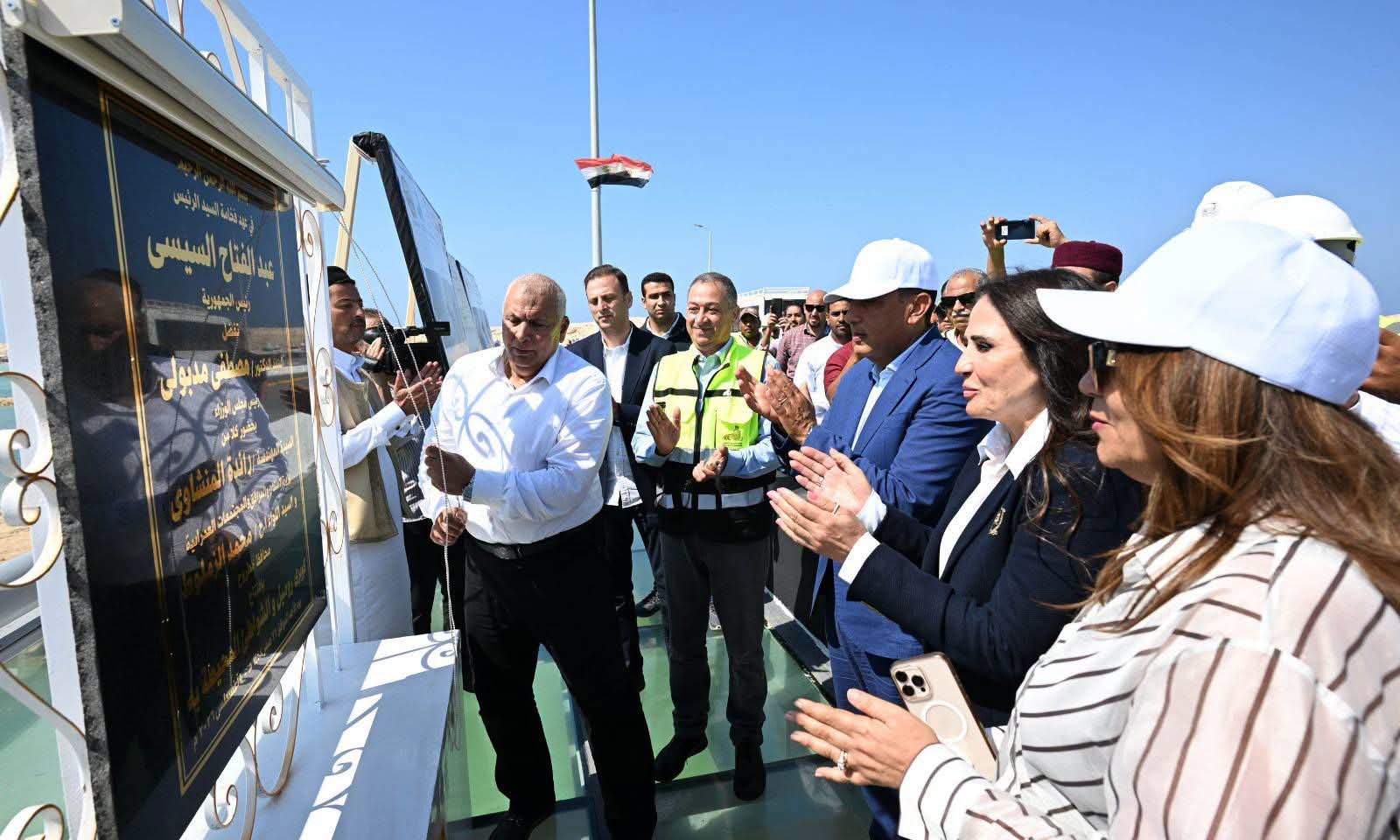 رئيس الوزراء يتابع أعمال تطوير الميناء الشرقي بمدينة مرسي مطروح