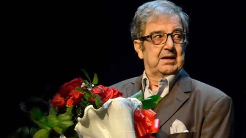 وفاة الفنان الجزائري سيد أحمد أقومي عن عمر ناهز 86 عاما بعد مسيرة حافلة